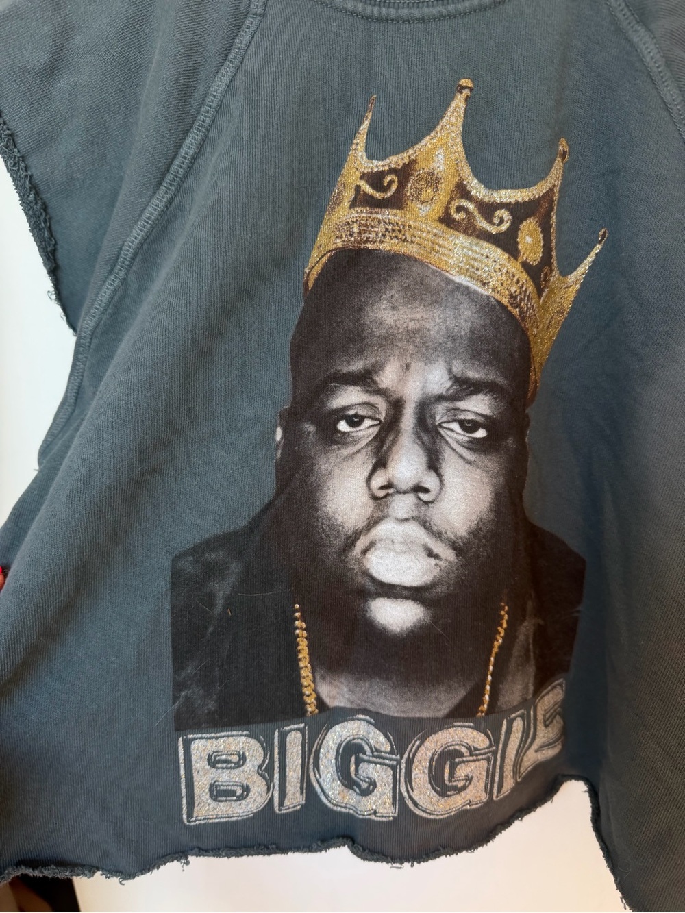 Daydreamer- The Notorious B.I.G. Graphic Crop Top - Picture 2 of 4